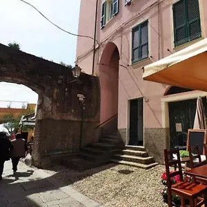  Pensión Ricky Italia